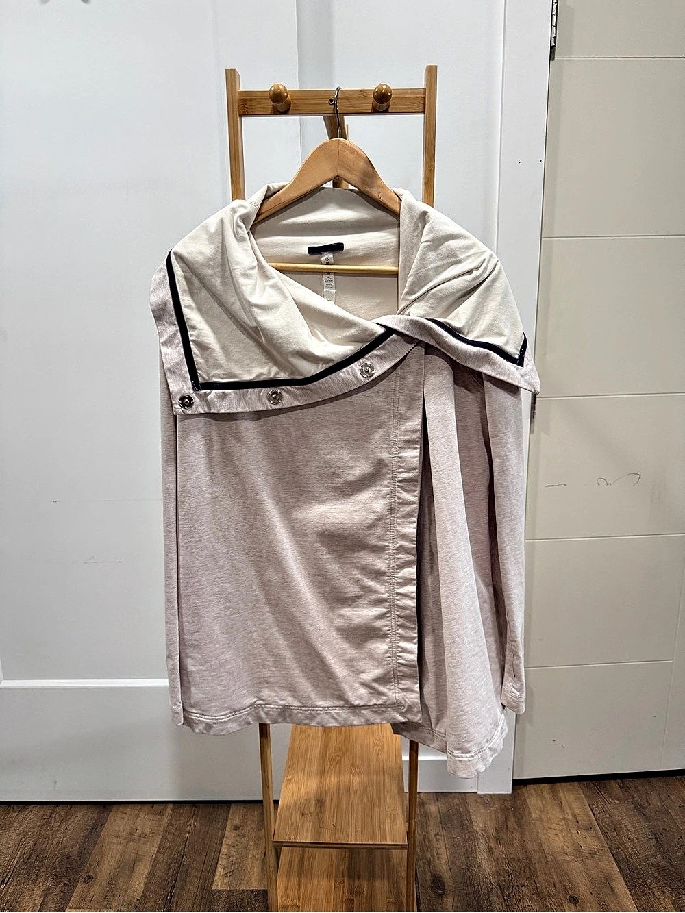 Lululemon Cardigan Women's Oatmeal Size 10